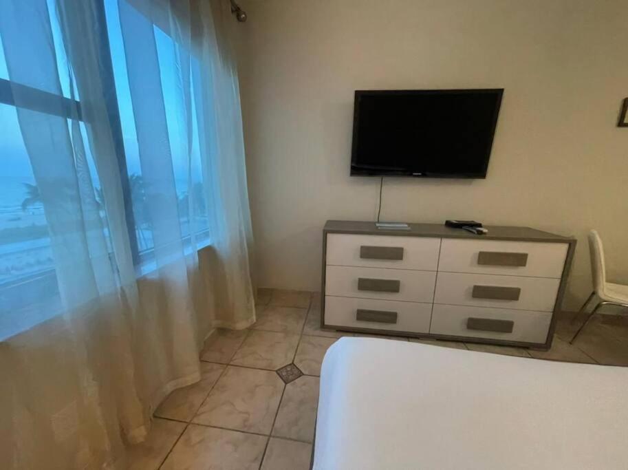 Apartamento Chic Ocean Front Studio! Miami Beach Exterior foto