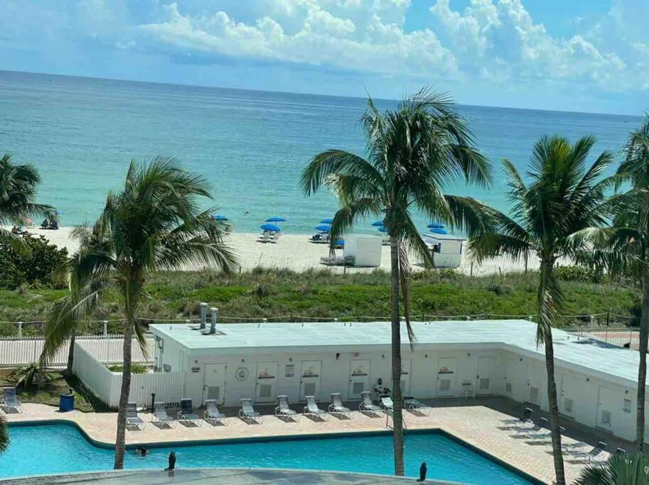 Apartamento Chic Ocean Front Studio! Miami Beach Exterior foto
