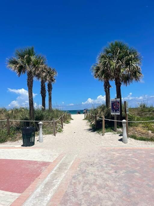 Apartamento Chic Ocean Front Studio! Miami Beach Exterior foto